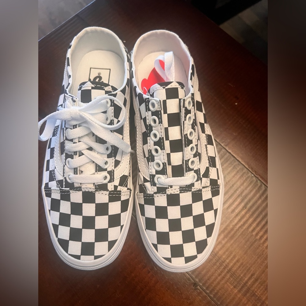 Vans slip ons - checkered sz 7.5